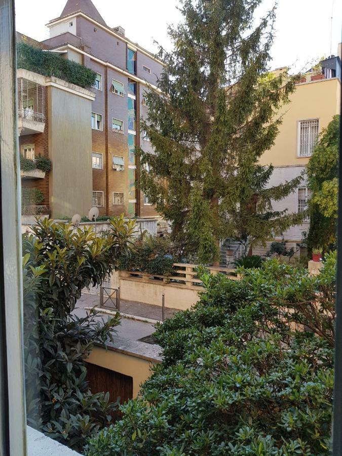 Appartamento Luminoso Con Vista Su Villa Ada Roma Exterior foto